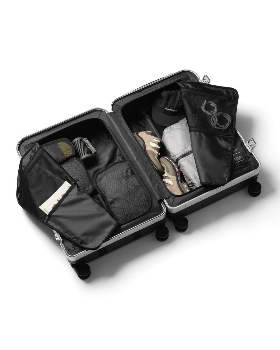 Ramverk Pro Check-in Luggage Large  silver | Bildmaterial bereitgestellt von SHOES.PLEASE.
