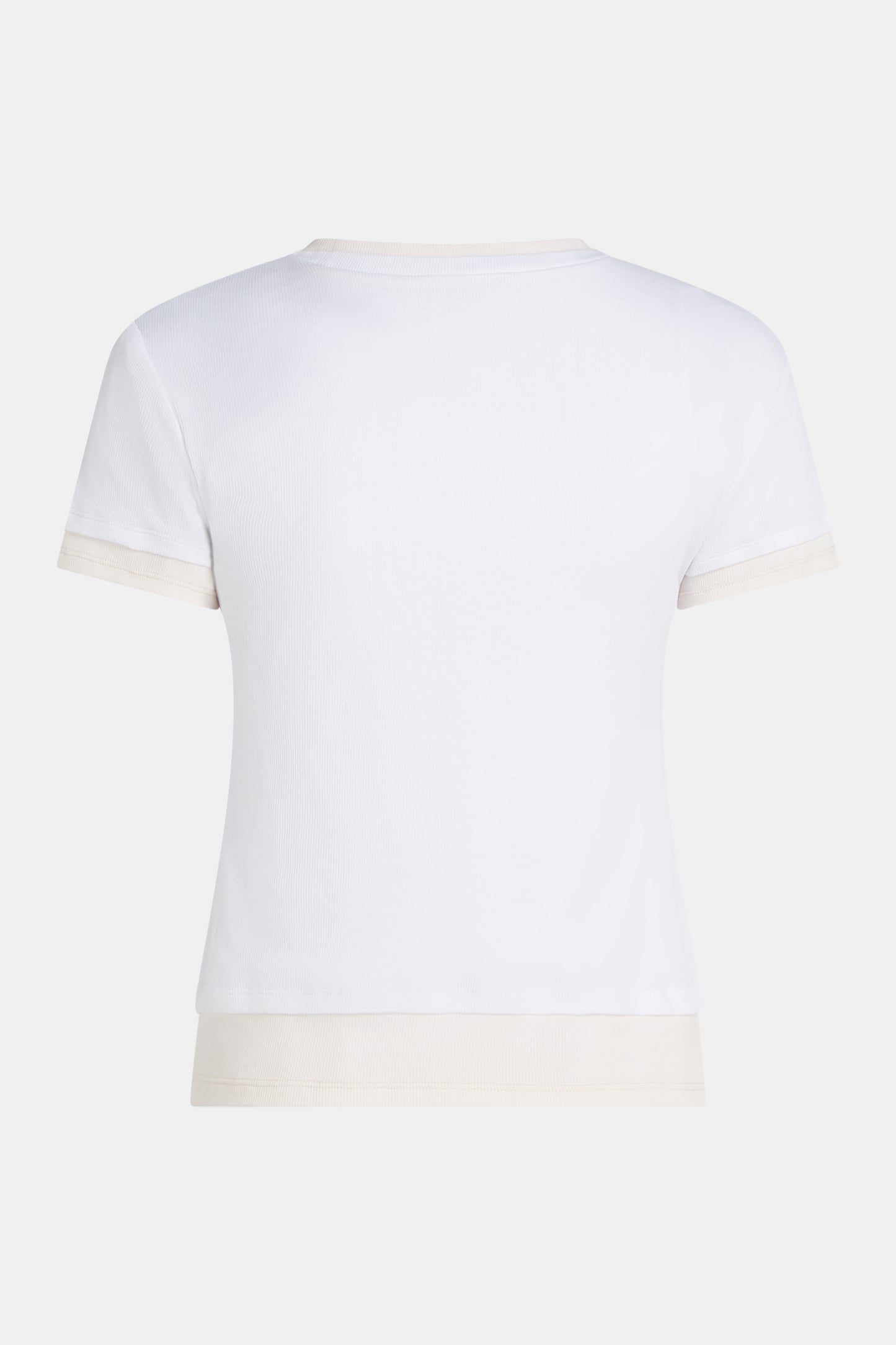 T-shirt white | Bildmaterial bereitgestellt von SHOES.PLEASE.