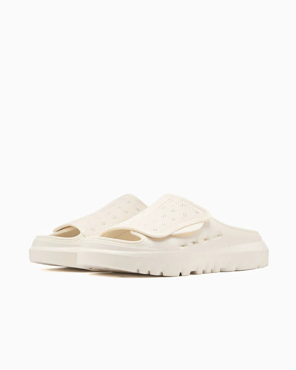 M Peakmod Slide jasmine | Bildmaterial bereitgestellt von SHOES.PLEASE.