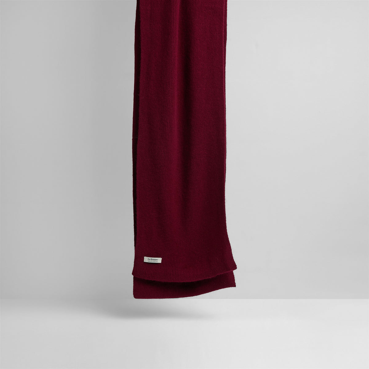 Scarf SCA-018 wine | Bildmaterial bereitgestellt von SHOES.PLEASE.
