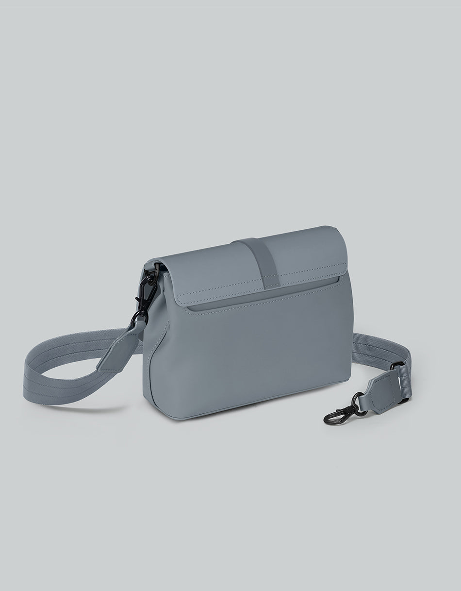 Spläsh Crossbody Bag granite | Bildmaterial bereitgestellt von SHOES.PLEASE.