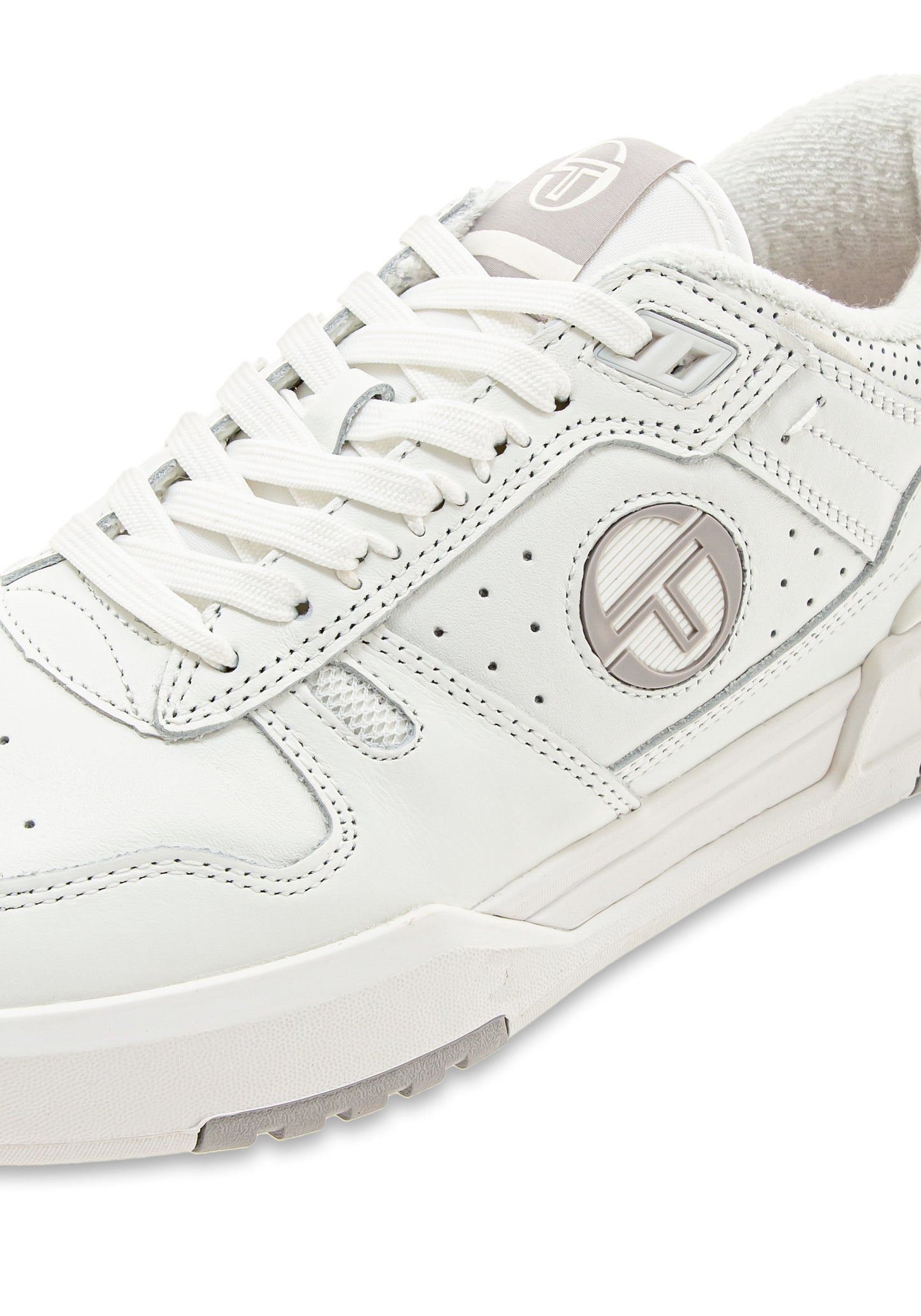 BB COURT LO white-white-quiet gray | Bildmaterial bereitgestellt von SHOES.PLEASE.