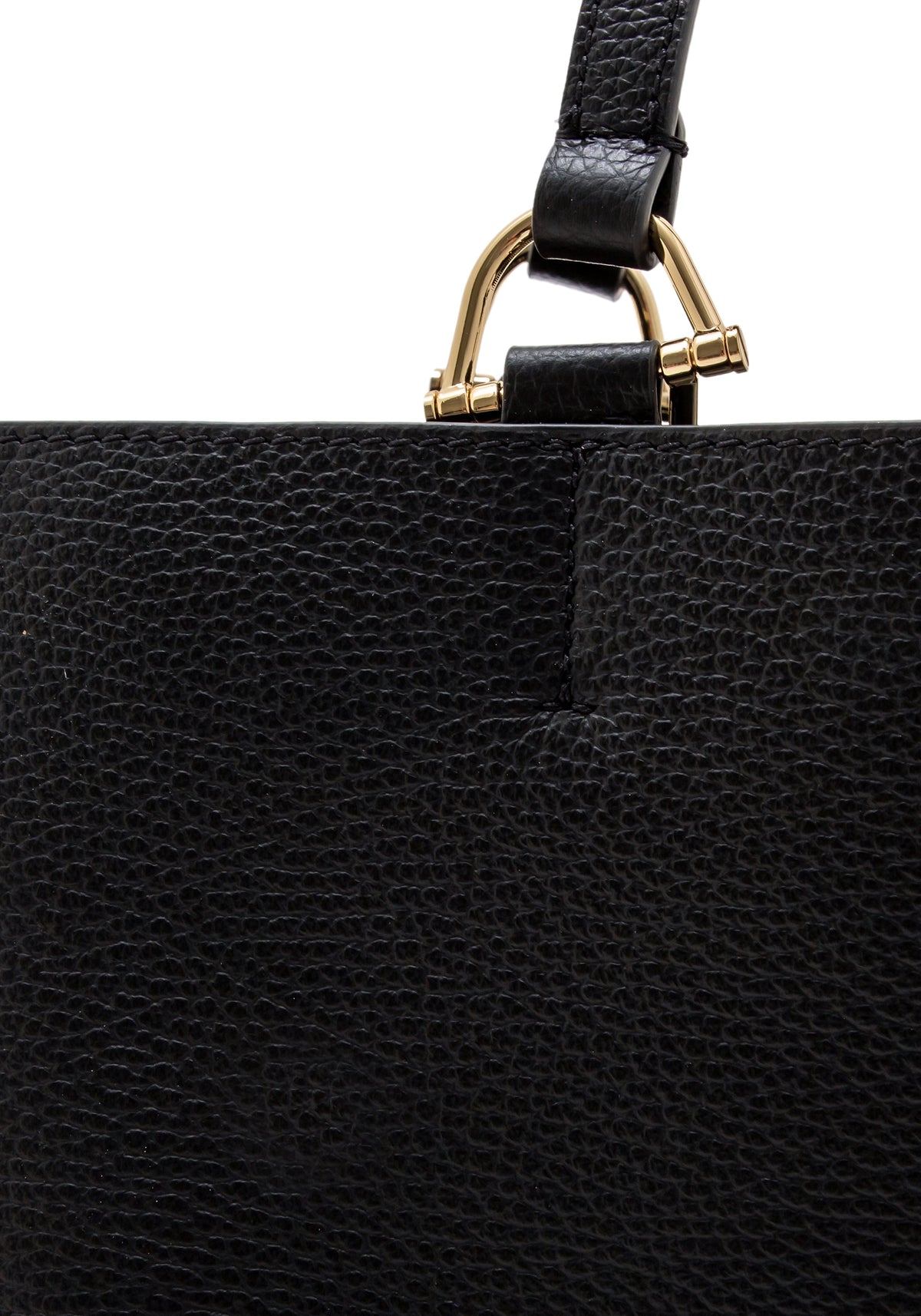 Hop On noir | Bildmaterial bereitgestellt von SHOES.PLEASE.