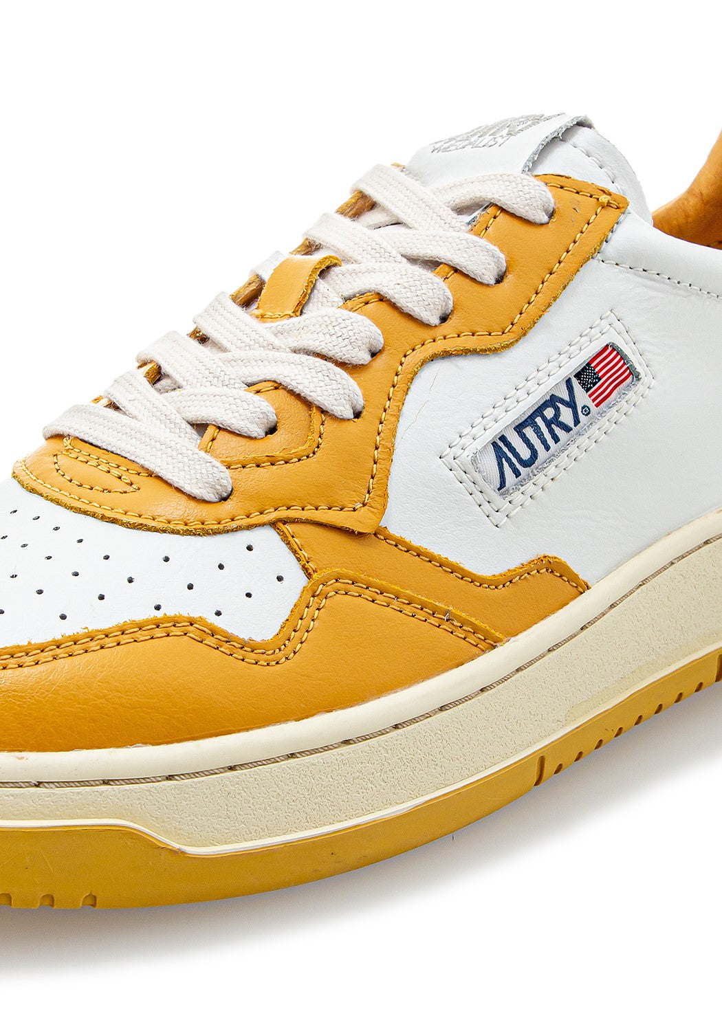 AUTRY 01 LOW MAN LEAT/LEAT mustard | Bildmaterial bereitgestellt von SHOES.PLEASE.