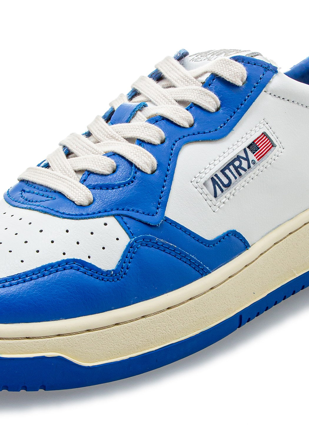 AUTRY 01 LOW MAN LEAT/LEAT princess blue | Bildmaterial bereitgestellt von SHOES.PLEASE.